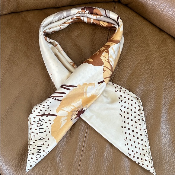 Designer Inspired Cream and Brown Floral Silky Square Scarf 33" x 33" - Picture 1 of 8